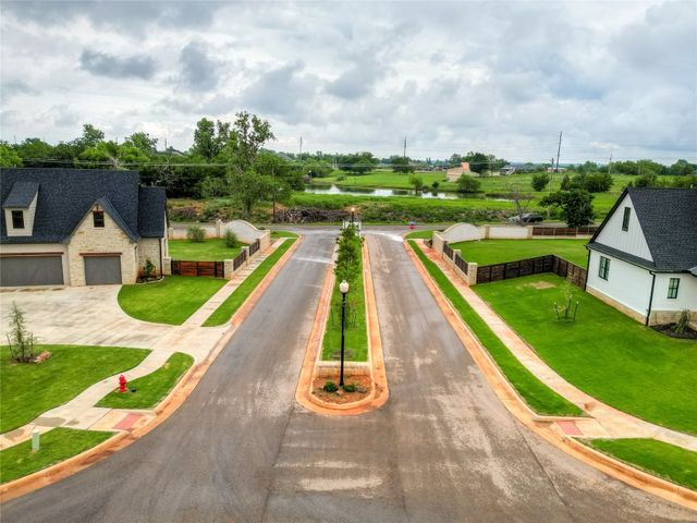 4600 Mahogany Hills Drive, Moore, OK 73160