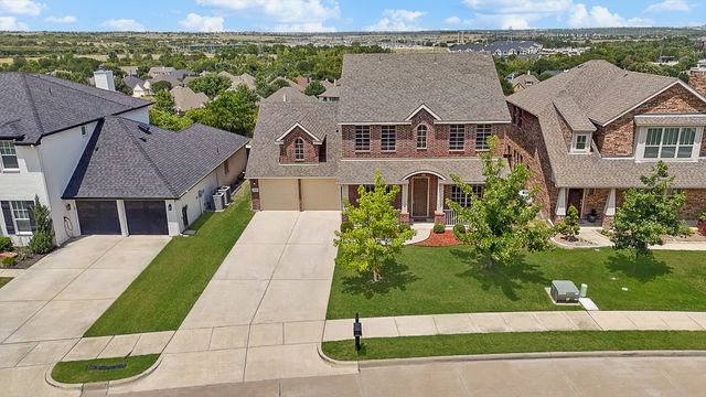 316 Bluffside Trail, Benbrook, TX 76126