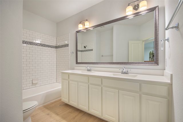 316 Bluffside Trail, Benbrook, TX 76126