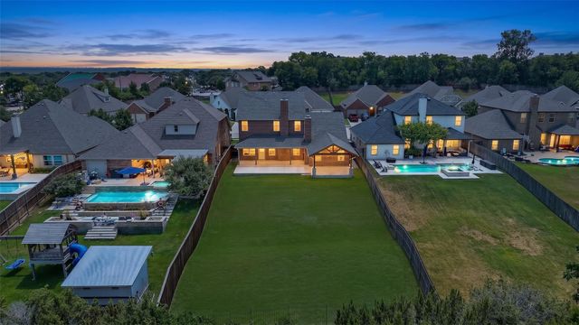 316 Bluffside Trail, Benbrook, TX 76126