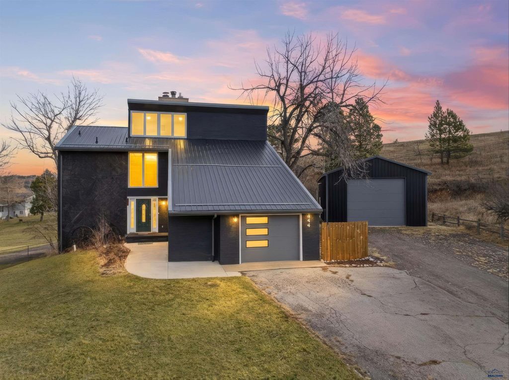 444 ST JOE ST, Spearfish, SD 57783