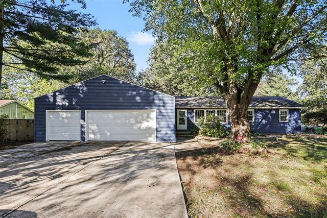 8081 N 27th Street, Richland, MI 49083