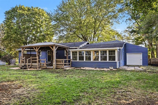 8081 N 27th Street, Richland, MI 49083