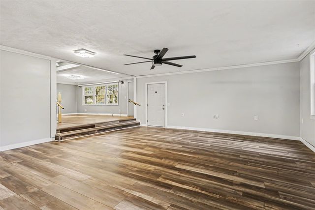 8081 N 27th Street, Richland, MI 49083