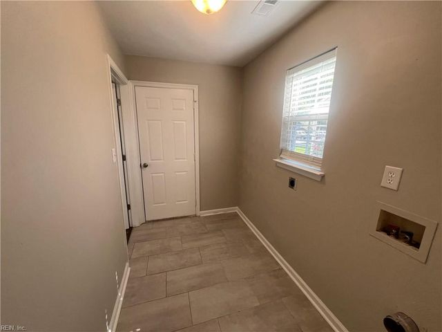 5018 Huntclub CHSE, Suffolk, VA 23435