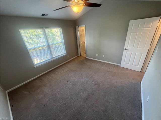 5018 Huntclub CHSE, Suffolk, VA 23435