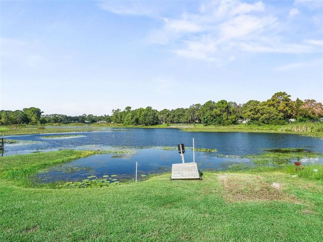 37345 OAK LANE, Umatilla, FL 32784
