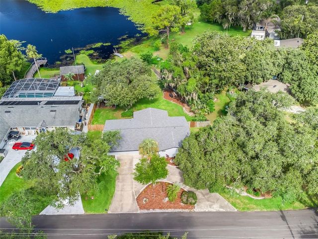 37345 OAK LANE, Umatilla, FL 32784