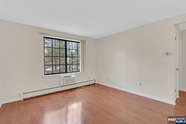 1419 Faulkner Court, Mahwah, NJ 07430