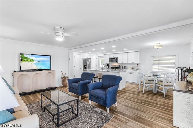 64 Sturbridge LN, Fort Myers, FL 33908