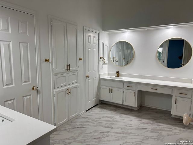 17906 Crystal, San Antonio, TX 78258