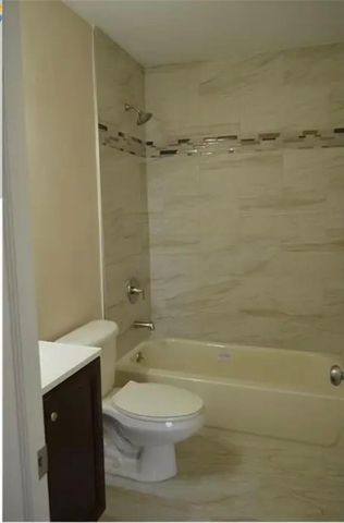 6800 NE 22nd Way 2121, Fort Lauderdale, FL 33308