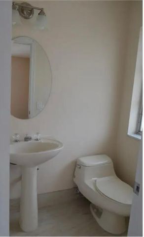 6800 NE 22nd Way 2121, Fort Lauderdale, FL 33308