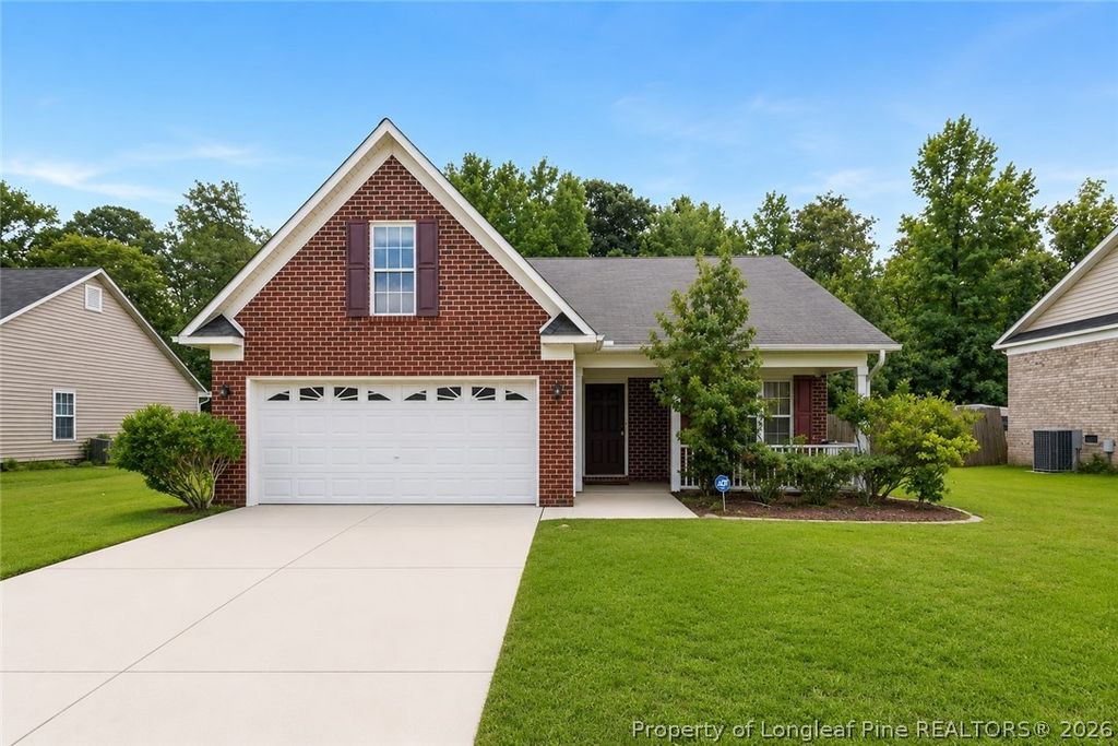 8229 Frenchorn Lane, Fayetteville, NC 28314 — exterior