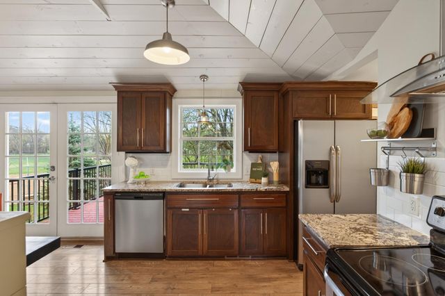 5330 Manitou Road, Tonka Bay, MN 55331