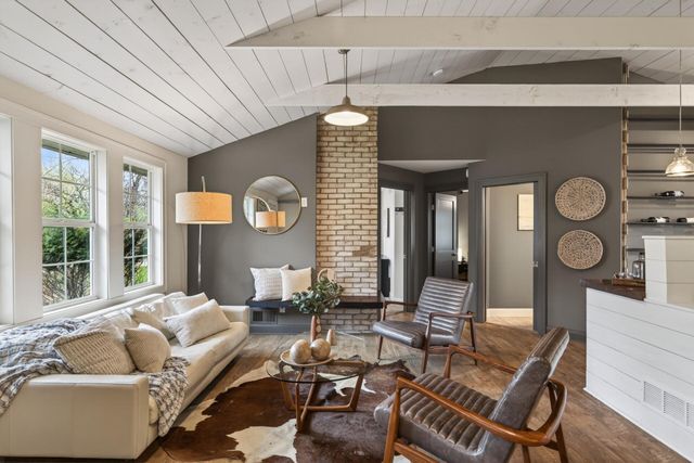 5330 Manitou Road, Tonka Bay, MN 55331