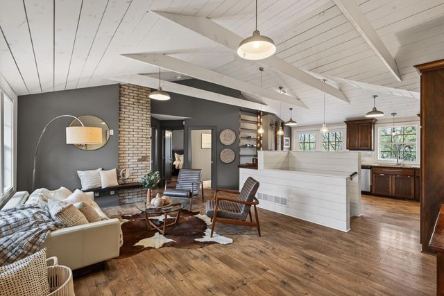 5330 Manitou Road, Tonka Bay, MN 55331