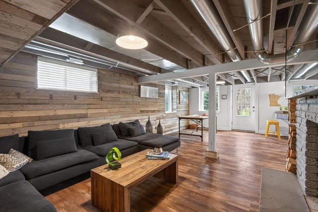 5330 Manitou Road, Tonka Bay, MN 55331