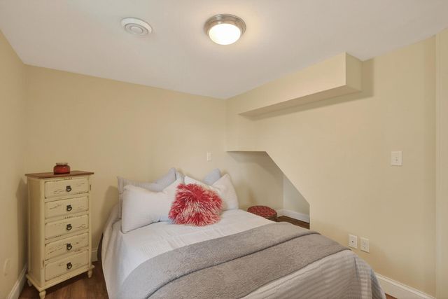 5330 Manitou Road, Tonka Bay, MN 55331