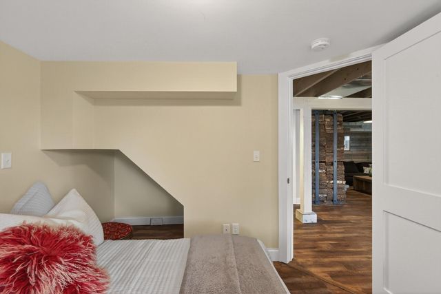 5330 Manitou Road, Tonka Bay, MN 55331