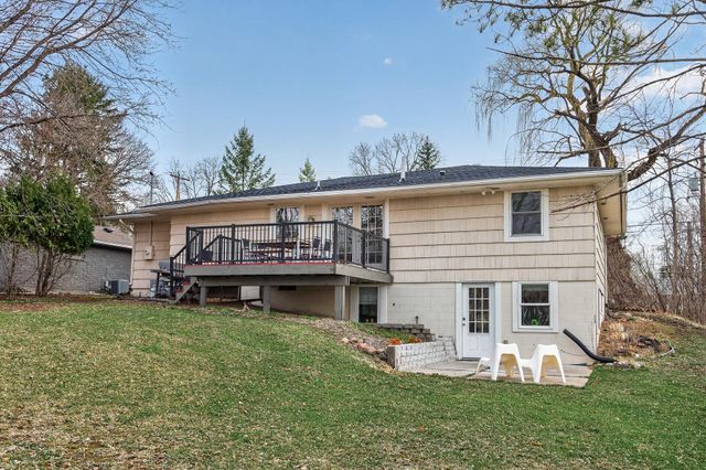 5330 Manitou Road, Tonka Bay, MN 55331