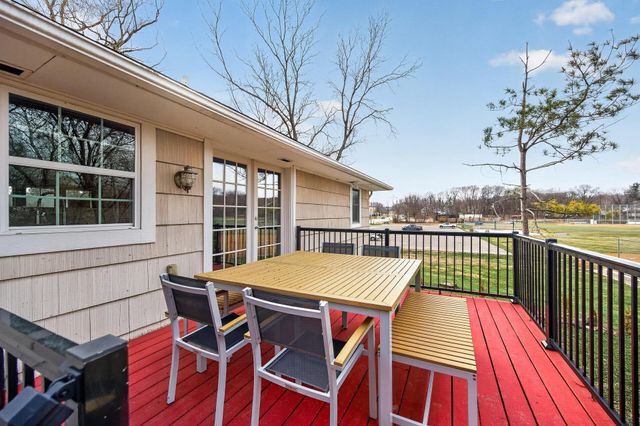 5330 Manitou Road, Tonka Bay, MN 55331