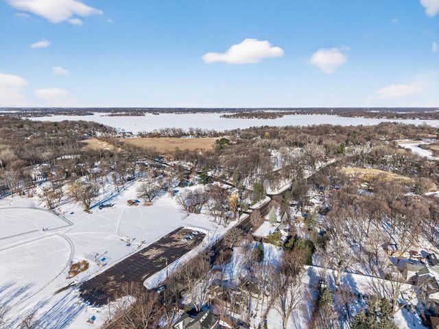 5330 Manitou Road, Tonka Bay, MN 55331