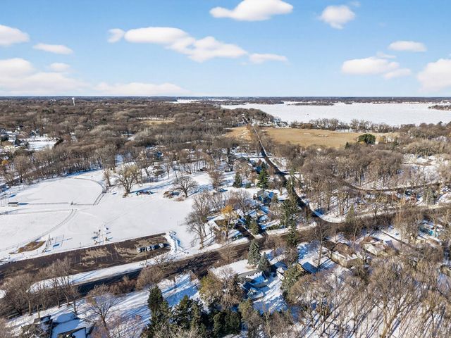 5330 Manitou Road, Tonka Bay, MN 55331