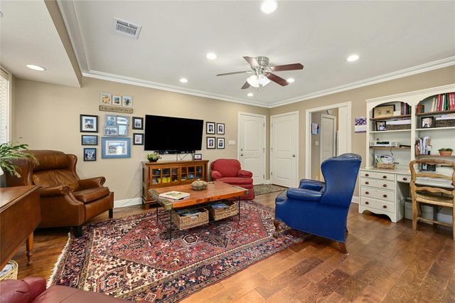 713 Mariner, Lakeway, TX 78734