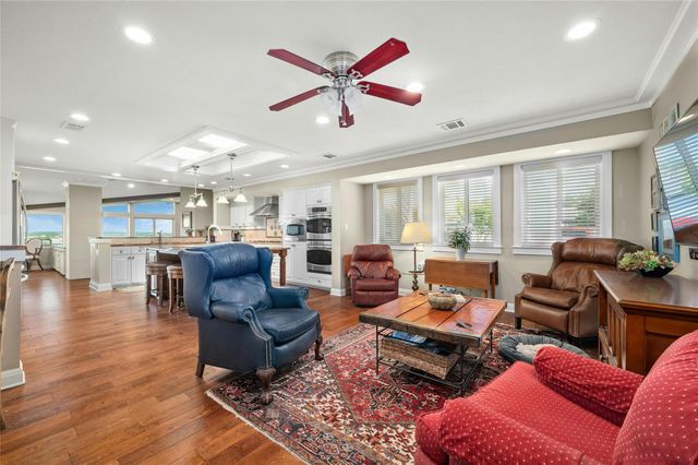 713 Mariner, Lakeway, TX 78734