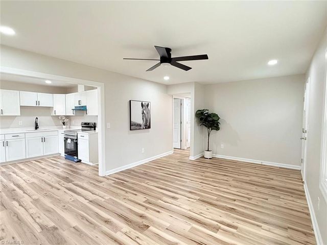 1614 Oneka Avenue, High Point, NC 27260