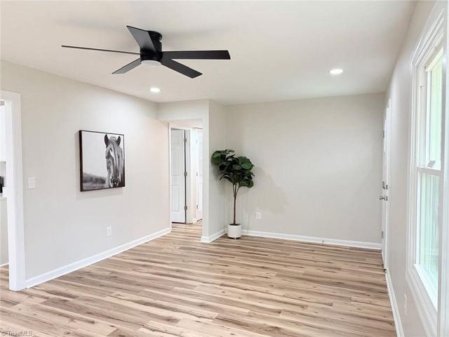 1614 Oneka Avenue, High Point, NC 27260