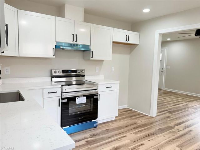 1614 Oneka Avenue, High Point, NC 27260