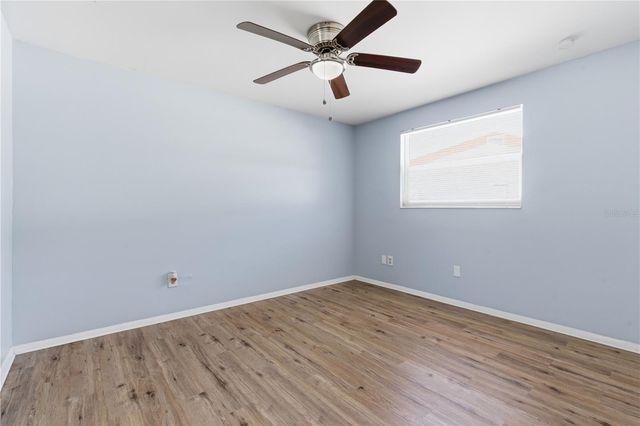 6439 EDEN LANE, Tampa, FL 33634