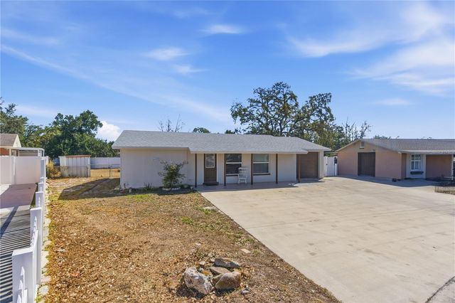 6439 EDEN LANE, Tampa, FL 33634