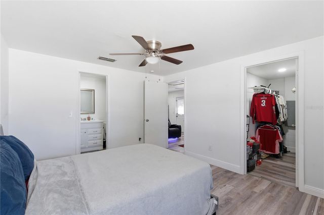 6439 EDEN LANE, Tampa, FL 33634