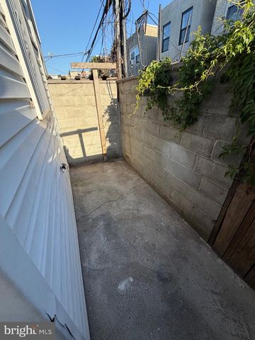 820 WINTON ST, Philadelphia, PA 19148