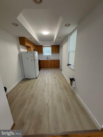 820 WINTON ST, Philadelphia, PA 19148