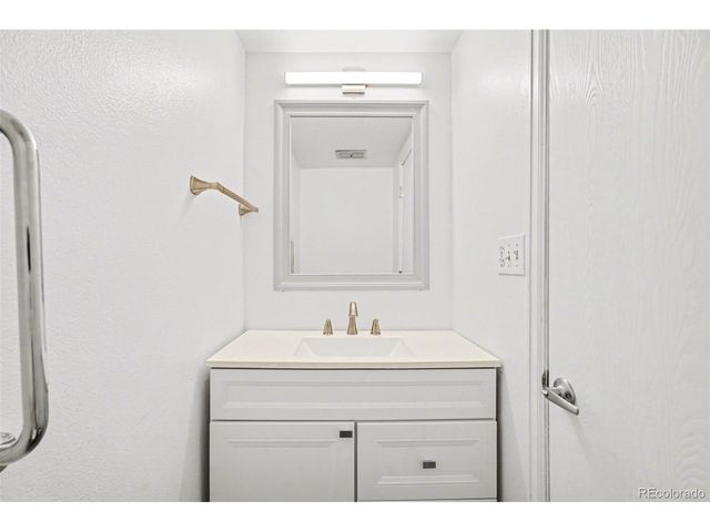 4245 Bluejay Ct, Colorado Springs, CO 80916