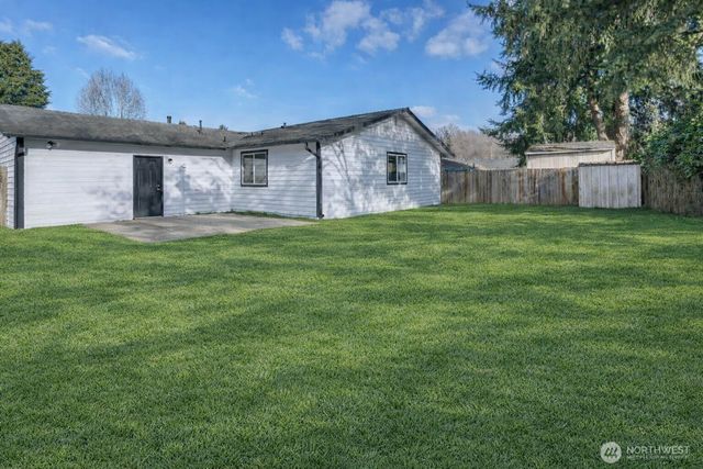 1802 21st St NE, Auburn, WA 98002