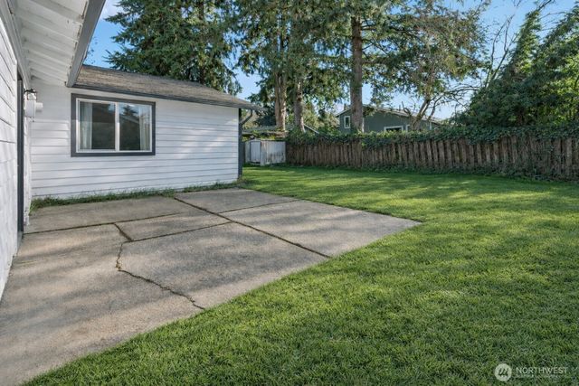 1802 21st St NE, Auburn, WA 98002