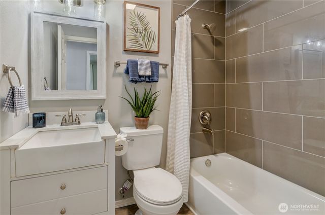 1802 21st St NE, Auburn, WA 98002