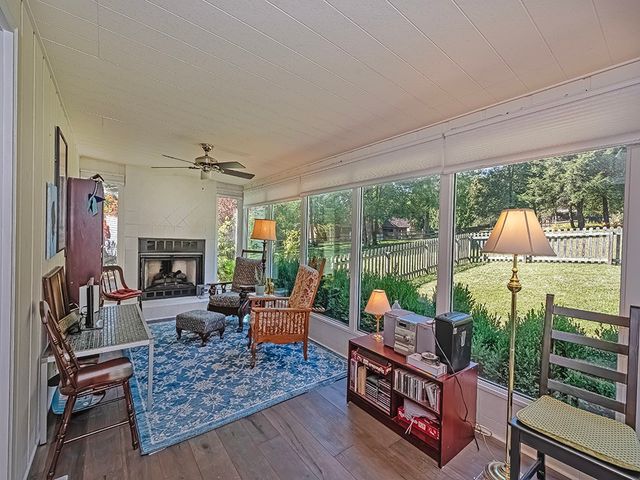 9745 Lindsay, Mccandless, PA 15237