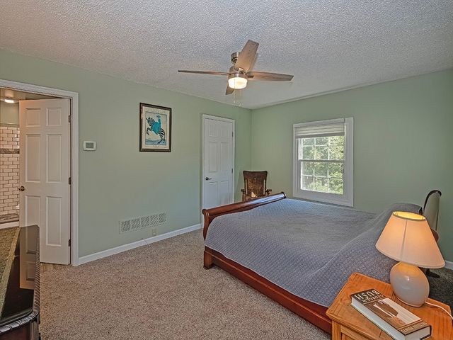 9745 Lindsay, Mccandless, PA 15237