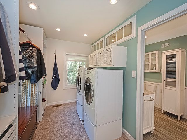 9745 Lindsay, Mccandless, PA 15237