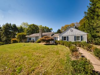 9745 Lindsay, Mccandless, PA 15237