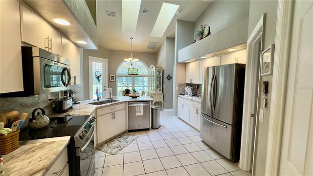 5807 N BRIDLE TERRACE, Beverly Hills, FL 34465