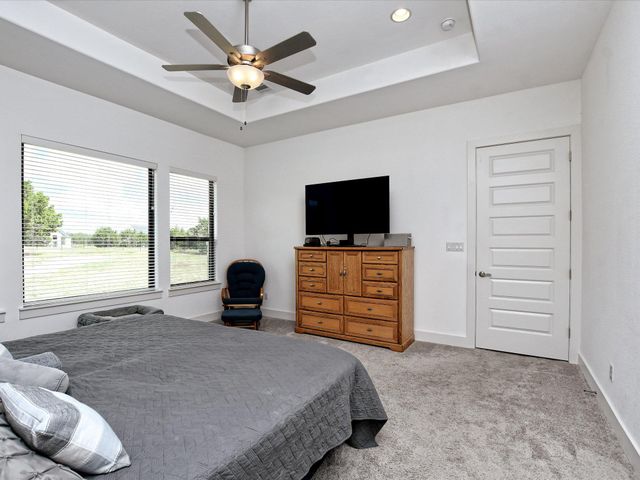 113 Tesoro Perdido CV, Liberty Hill, TX 78642