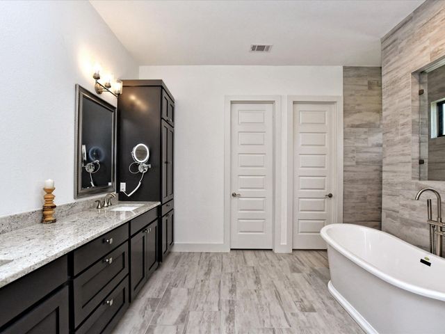 113 Tesoro Perdido CV, Liberty Hill, TX 78642