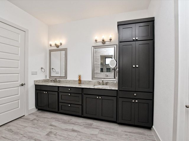 113 Tesoro Perdido CV, Liberty Hill, TX 78642